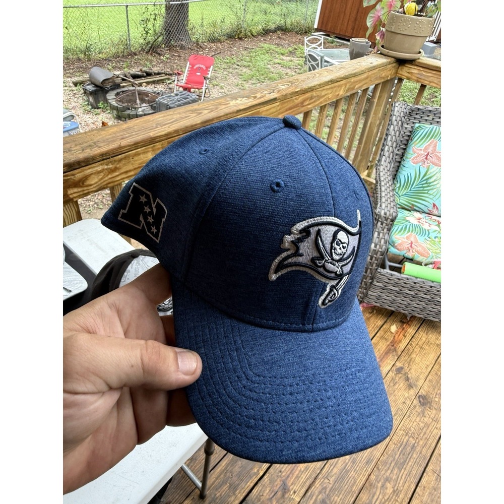 Tampa Bay Buccaneers NFC Logo Blue New Era 39 Thirty & Crucial Catch 39 Thirty